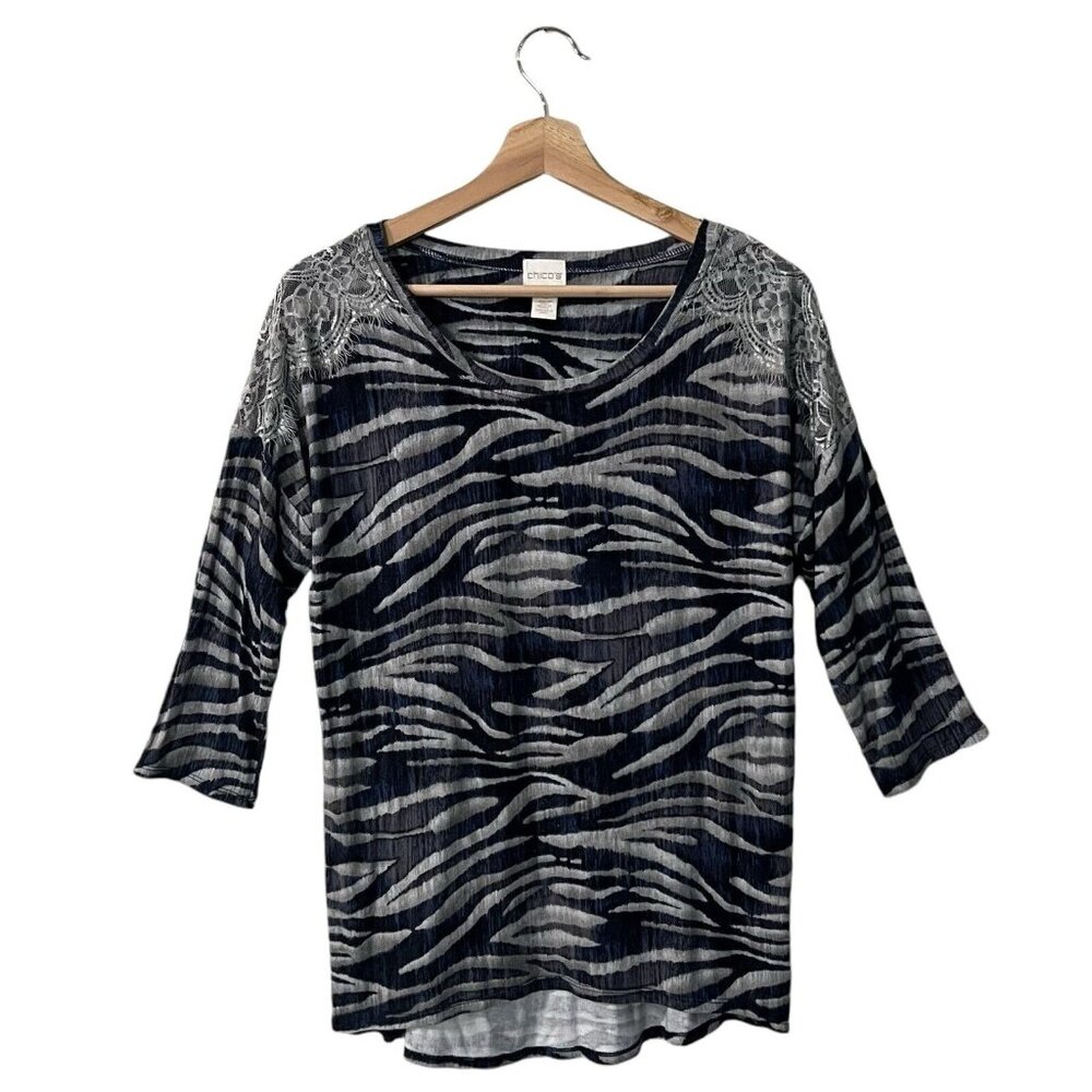 Chicos Knit Top Size 0 Small Blue Gray Animal Zebra Print Lace Trim 3/4 Sleeve